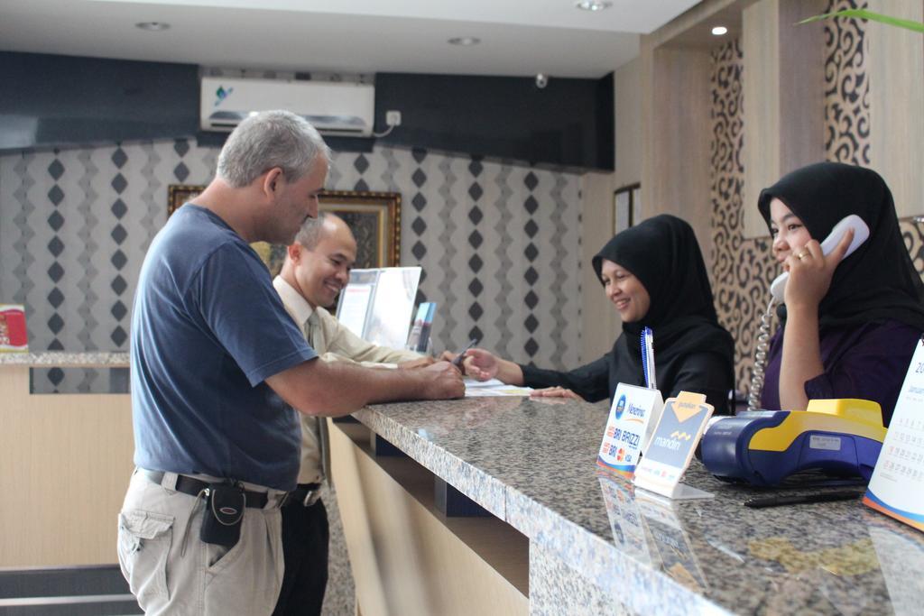 Sei Hotel Μπάντα Άτσεχ Δωμάτιο φωτογραφία